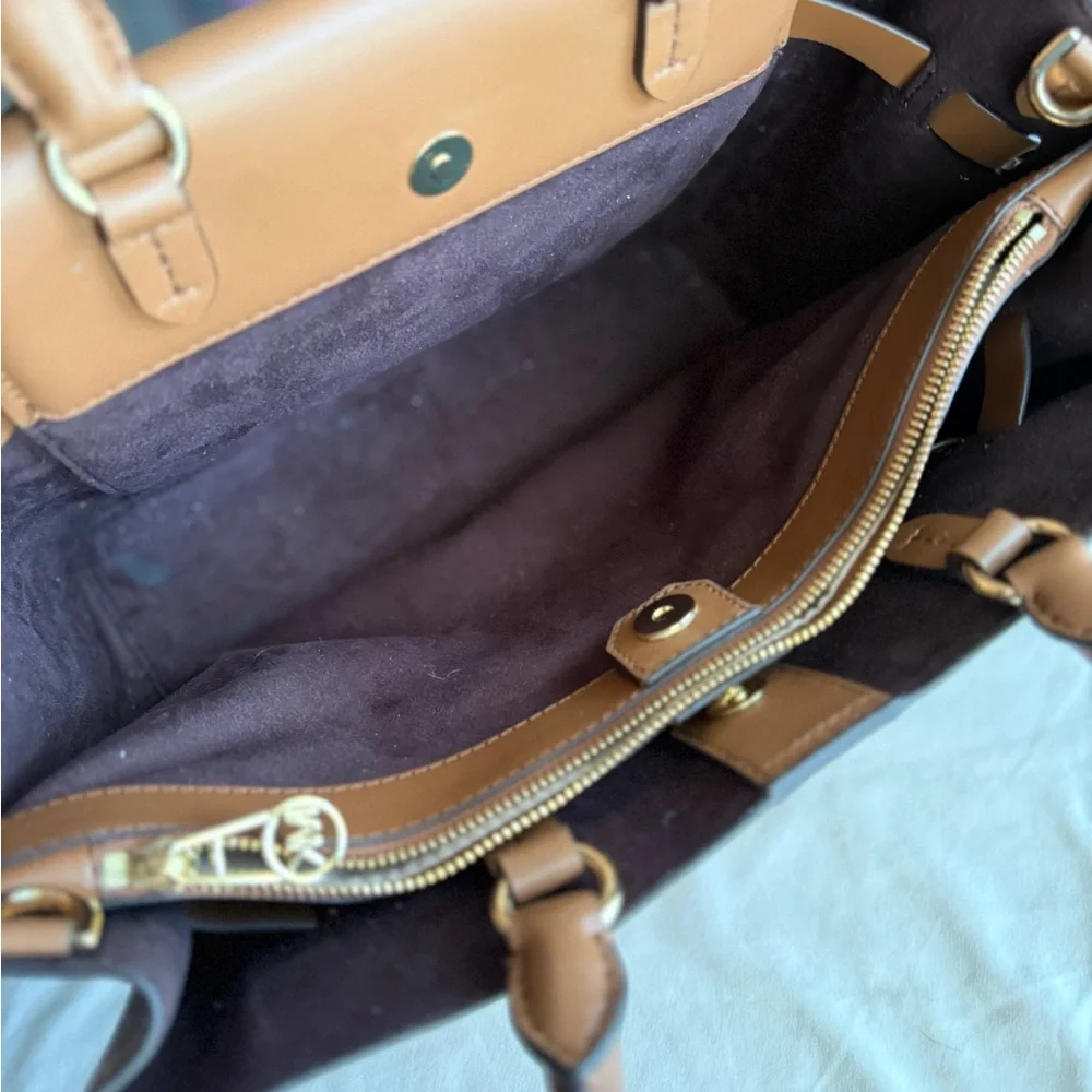 NWT Michael Kors Hamilton Legacy Large Belted Satchel - Picture 14 of 16